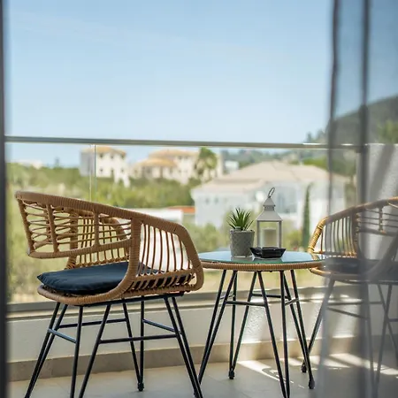 Phos, Light Modern Living