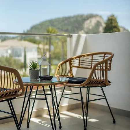 Phos, Light Modern Living Apartment *