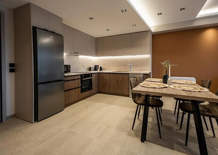 Phos, Light Modern Living
