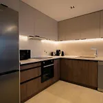 Phos, Light Modern Living Appartamento