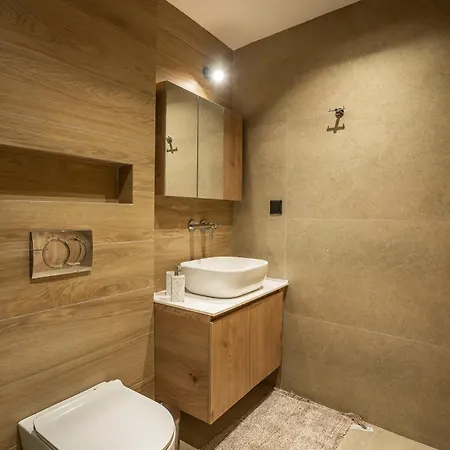 Phos, Light Modern Living Апартаменты *