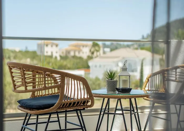 Phos, Light Modern Living